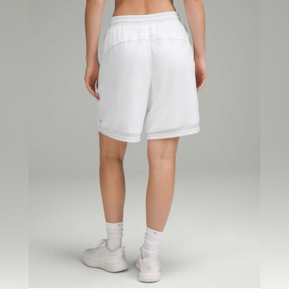 Lululemon Relaxed-Fit Mesh Training Short 8" in White - Picture 1 of 7